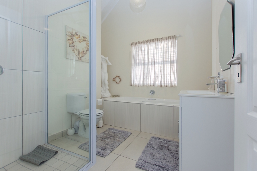 3 Bedroom Property for Sale in Paternoster Western Cape